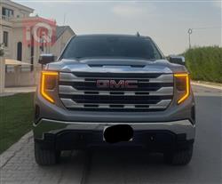 GMC Sierra
